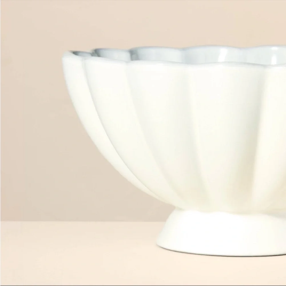 Hearth & Hand Magnolia 74oz Scalloped Edge Stoneware Pedestal Serving Bowl